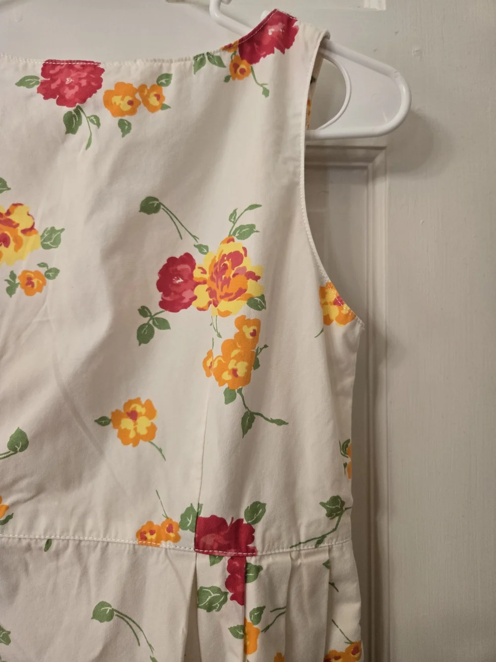 GAP classic sleeveless